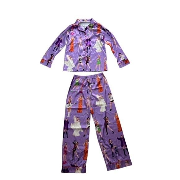 Taylor Swift Eras Print Women's Satin Pajama Two Piece PJ Set - Size Medium - Picture 4 of 4